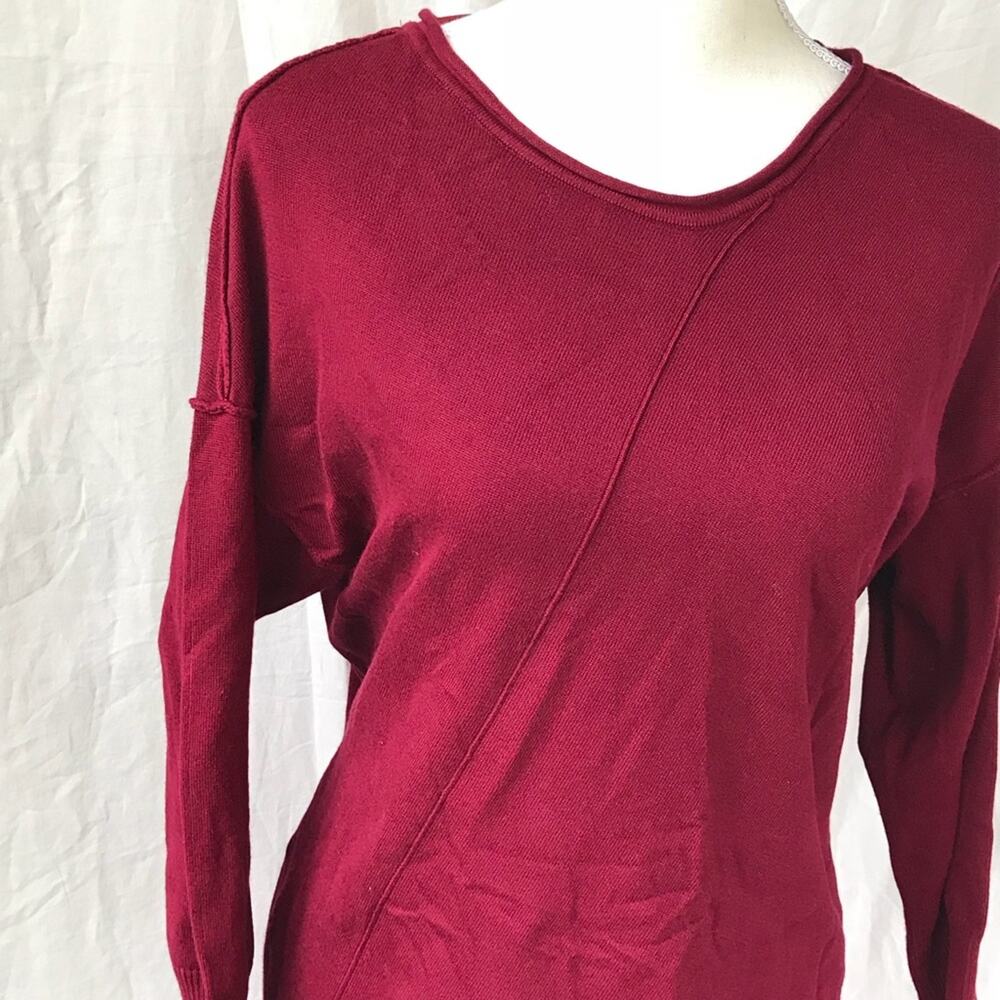 JM Collection Asymmetrical Sweater - Picture 4 of 7